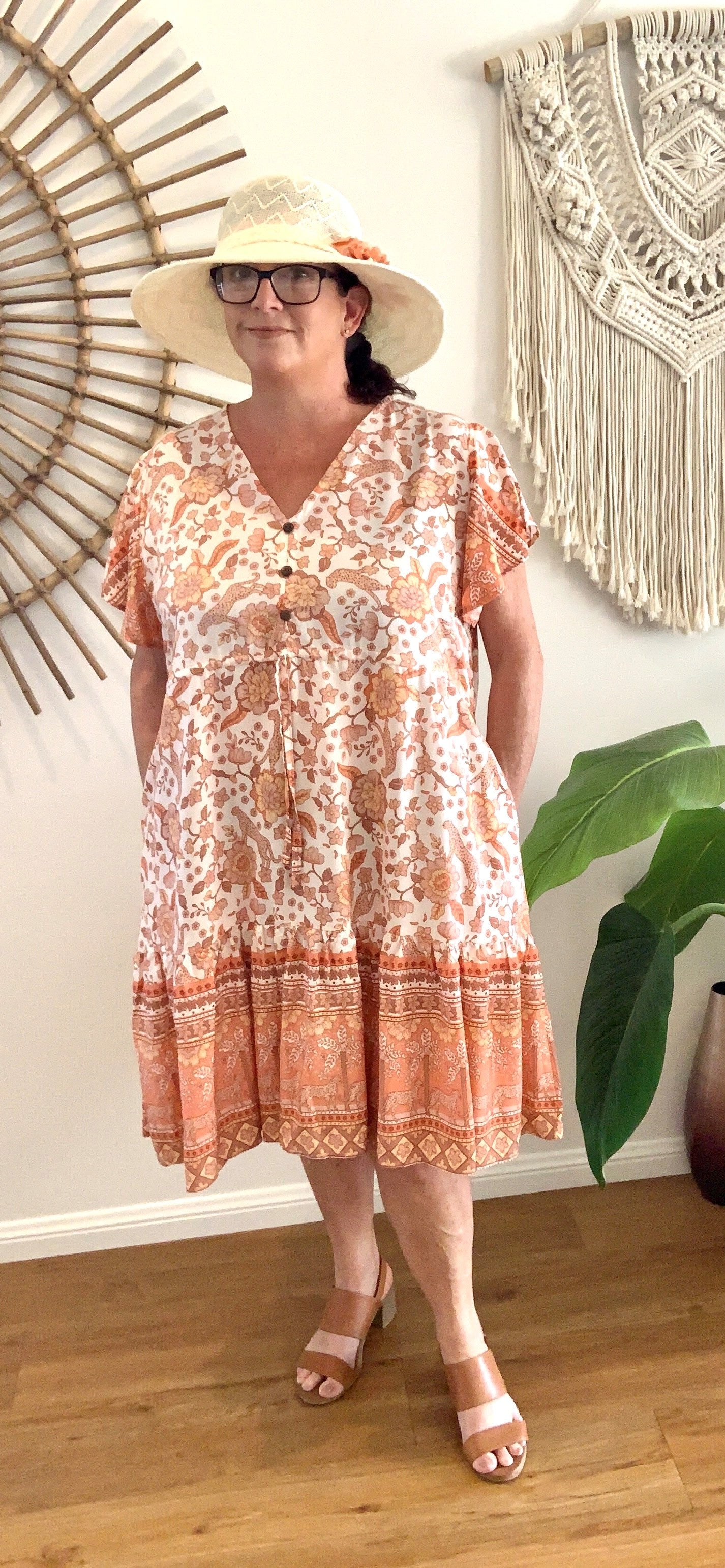 TESS dress in Pretty Pink Daisies