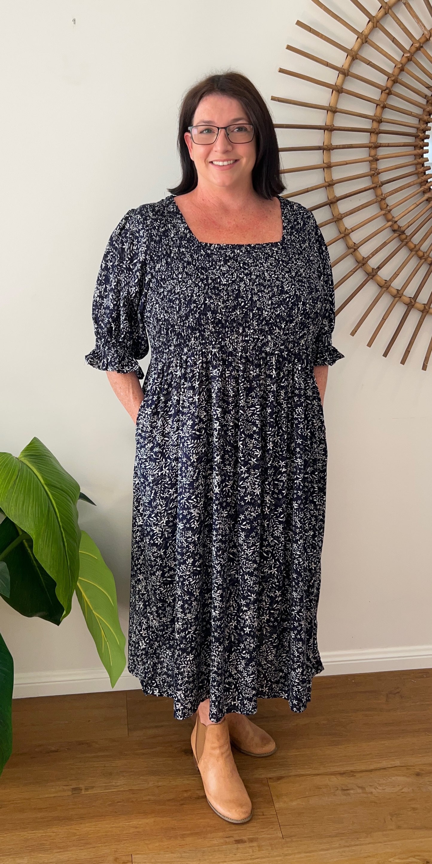 ERIN long dress in Navy & white flowers