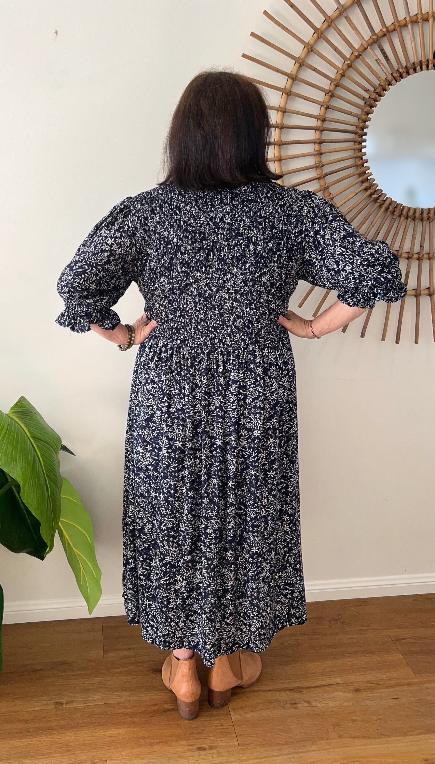 ERIN long dress in Navy & white flowers