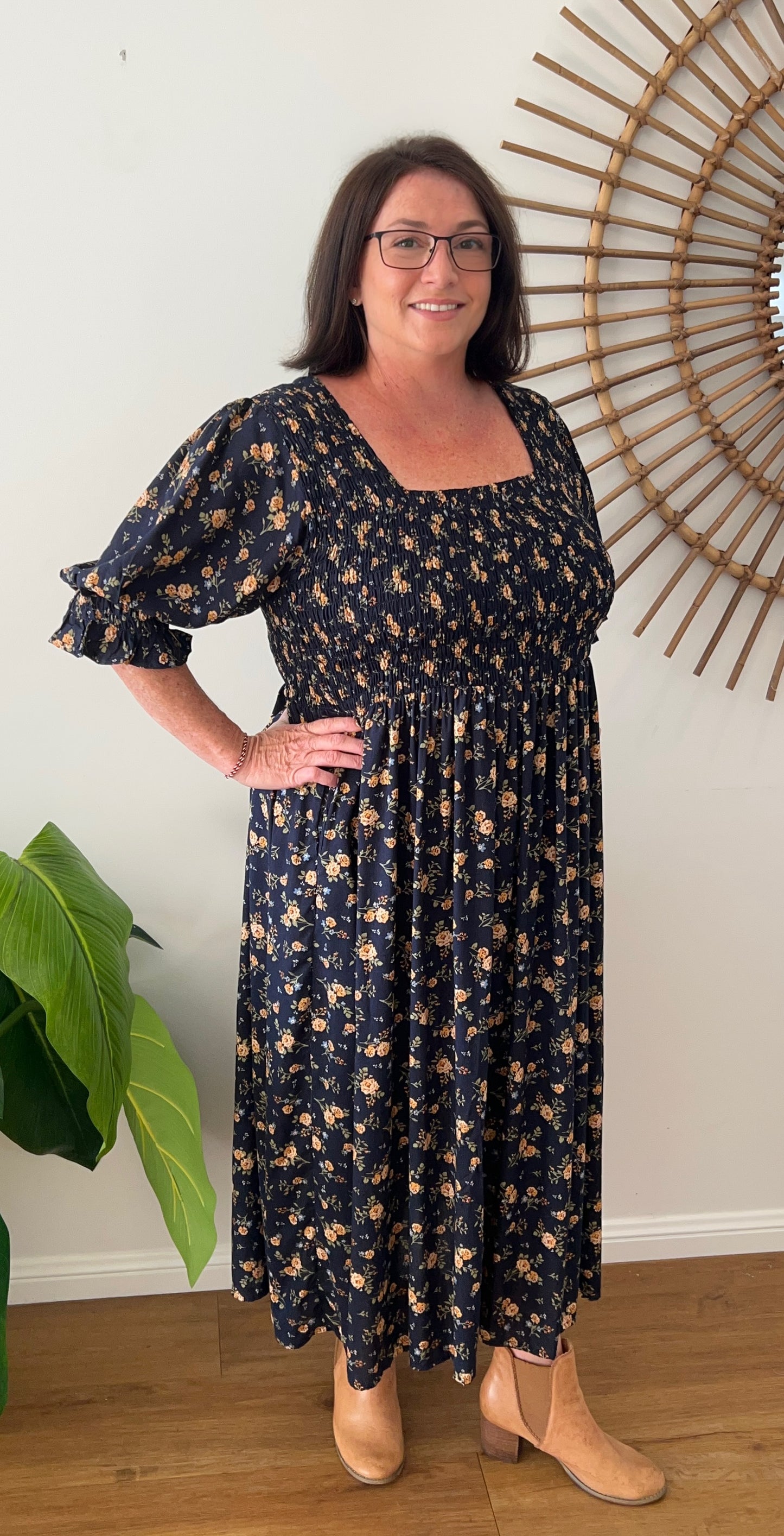 ERIN long dress in Navy & Cream flowers