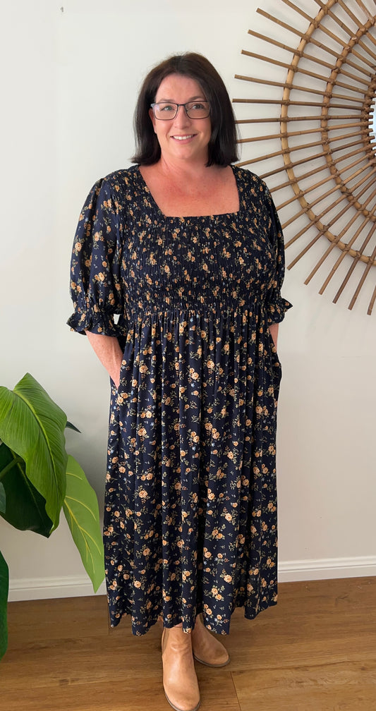 ERIN long dress in Navy & Cream flowers