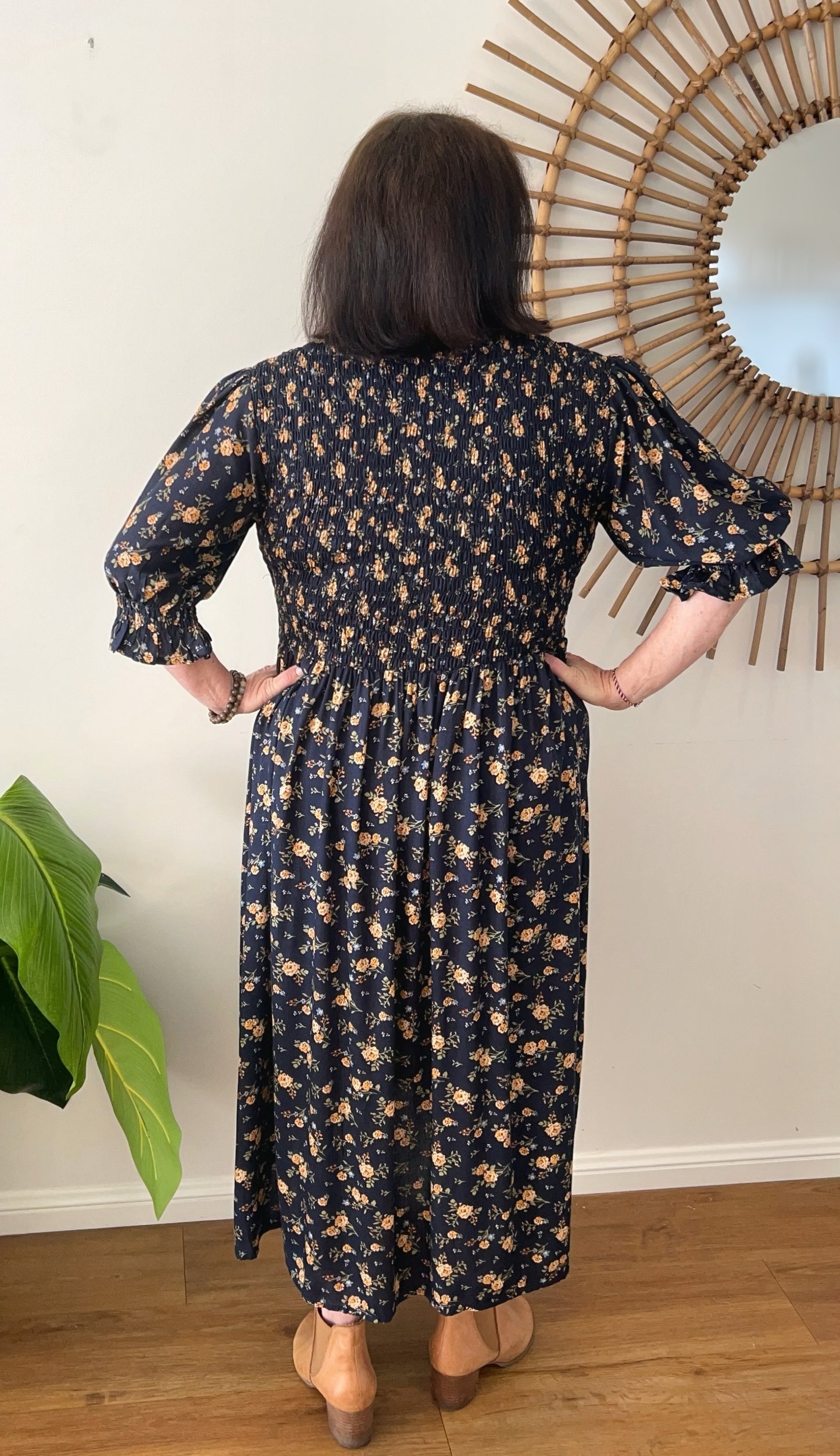 ERIN long dress in Navy & Cream flowers